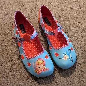 Hot Chocolate designs postal shoes size 10